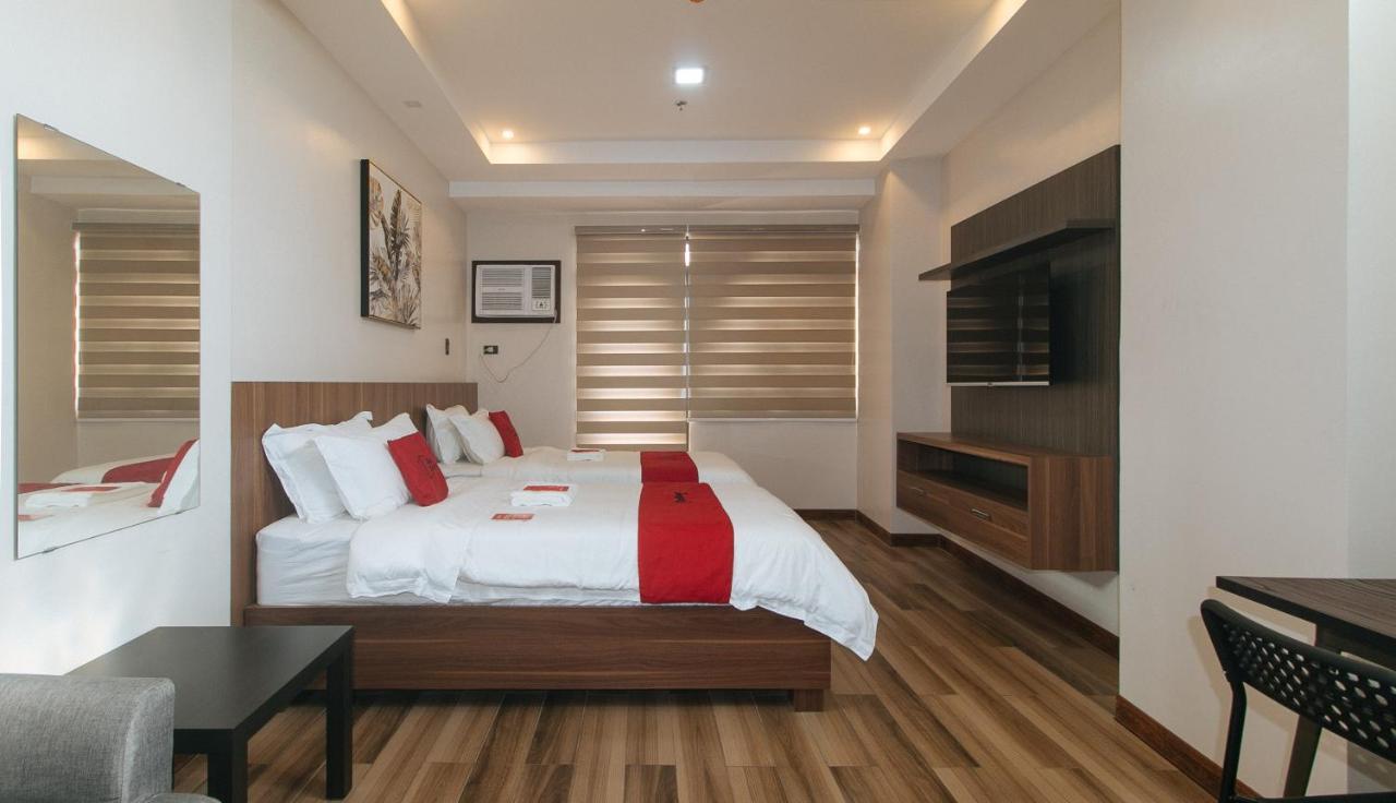 Reddoorz Plus @ Bez Tower And Residences San Juan Esterno foto