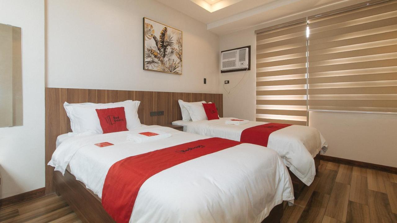 Reddoorz Plus @ Bez Tower And Residences San Juan San Juan  Esterno foto