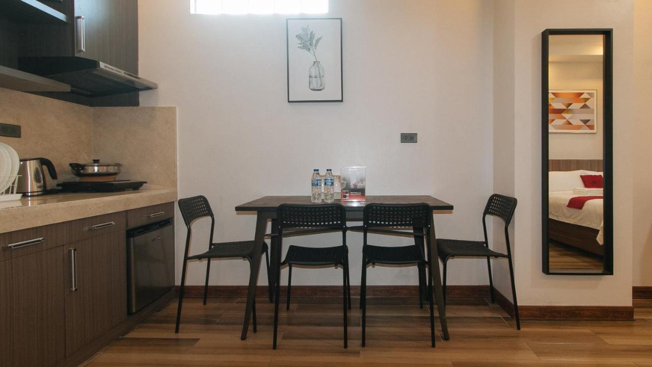 Reddoorz Plus @ Bez Tower And Residences San Juan Esterno foto